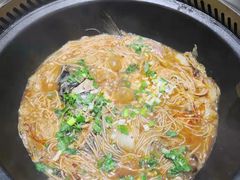 -东北农家院·铁锅炖(莘庄店)