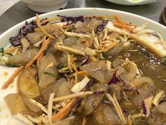 -九妹农家大铁锅东北菜(江湾店)
