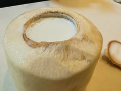 -志龙皇冠吃货椰子铺