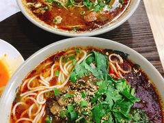 -丁丁猫重庆小面(徐州路店)