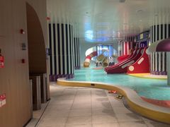 -涨巢·潮玩水疗局