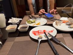 -大中华希尔顿酒店-念自助餐·嗨啤·小龙虾