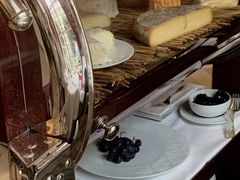 -Epicure