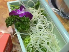 -塔兰齐新疆孜然火锅(鲤鱼山路店)