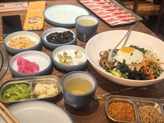 -明洞阿姨·韩式酱蟹烤肉·创意料理(三元桥店)