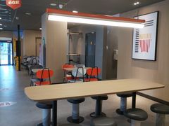 大堂-麦当劳(季平店)