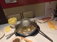 -犇鼎牛潮汕牛肉火锅(新辰里学清路店)