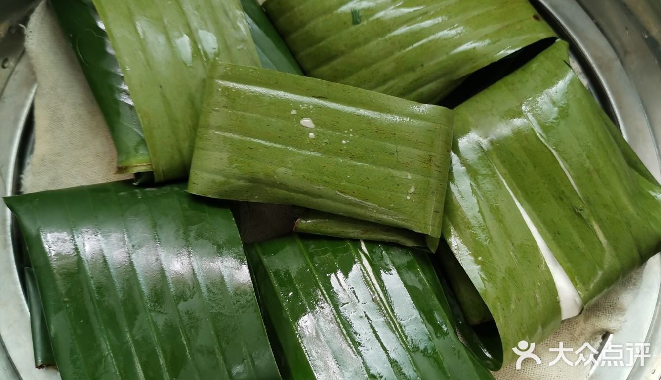 弄几个大蒜馅蕉叶糍粑吃啊提前过个冬至节这样也好啊