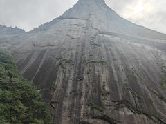 -鄣山大峡谷