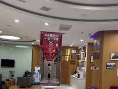 -雅悦齿科(顾村公园店)