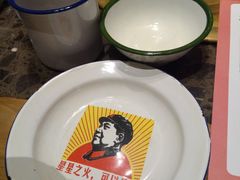 -沪小二炭火蛙锅(淮海中路美食不夜城店)