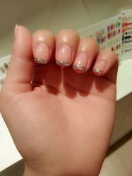 -艾妃罗高科美肤美甲美睫健康管理