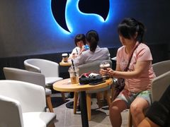 -瑞幸咖啡(新世界中心店)