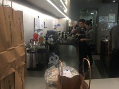 -瑞幸咖啡(1+1大厦店)