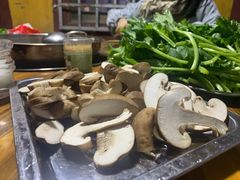 -牛羊鲜汤锅(塔公镇菜市场店)