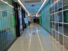 -广州壹马服装广场