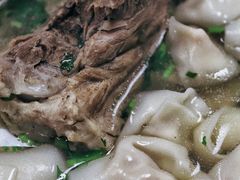 -周震馄饨