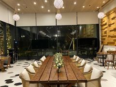 -窗外西餐厅(普罗理想国店)