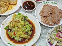 -尹记门钉肉饼(丰台站店)