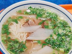 -陆元丰·兰州纯汤牛肉面(自强西路店)