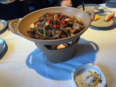 -八府香鸭·啫啫煲(华山路店)