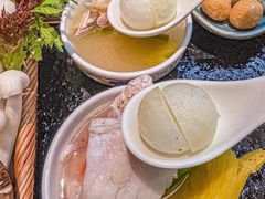 -得意咚瓜·顺德鱼生·冬瓜火锅(深圳首店)