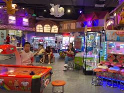 点击看大图 -卡通尼乐园(重庆南坪协信星光店)