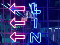 -世代星球·保龄球·镭战真人CS·团建(杨浦店)