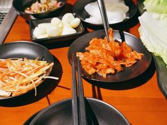 -肉甲韩国木炭烤肉(新壹街1店)