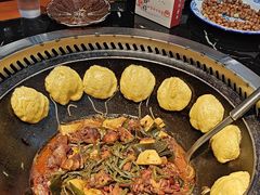 -袁小二大东北铁锅炖(吉祥村总部)