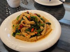 凉拌菠菜面筋-天羽烤乳鸽店(财大家属院店)