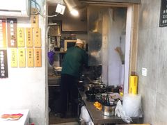 -两勺子一碗口水鸡拌面