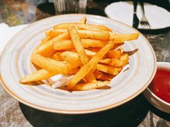 -LESCEDARS Brasserie Bistro香柏树
