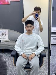 点击看大图 -藤野造型专业烫染接发