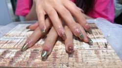 -UN·桃喜日系美睫美甲