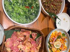 -老滇山寨•云南特色菜•地方菜•民族风情歌舞表演(金碧店)