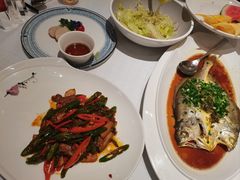 -醉辉皇上海之巅(上海中心大厦店)