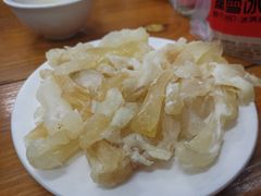 -苗伯妈酸汤火锅