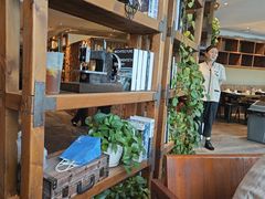 -牛德亨臻牛潮汕火锅(万邦时代店)