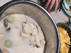 -佬麻雀·剁椒鱼头(京基KK One店)