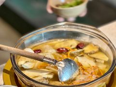 -半山腰·云南菜(侨福芳草地店)