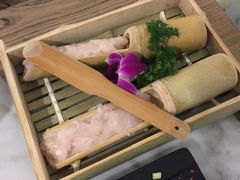 -尚尚仙·酸汤猪手·猪肚鸡火锅(华联万柳购物中心店)