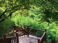 -七彩云南古滇温泉山庄