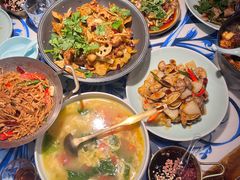 -川流不息·地道川菜·小龙虾(新松江路店)