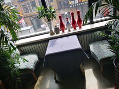 -HIGH FIVE哈福手工汉堡(桂林路店)