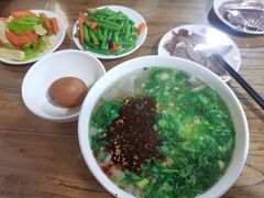 -陇上全荟兰州传统牛肉面(延吉路店)