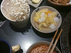 -疯狂的筷子老灶九宫格火锅