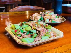 爆炒小黄牛-苗湘食府(十年店)