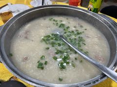 -洞密园美食城(富华路店)