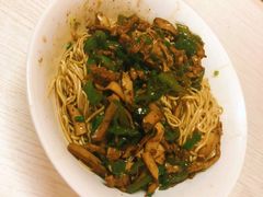 青椒干子肉丝干拌面-高邮面馆(明瓦廊店)